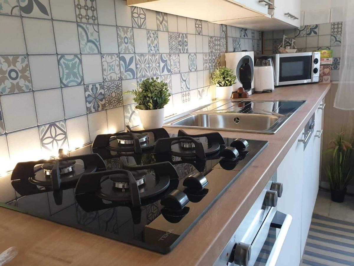 Apartman Balaton Apartment เคสเท ภายนอก รูปภาพ