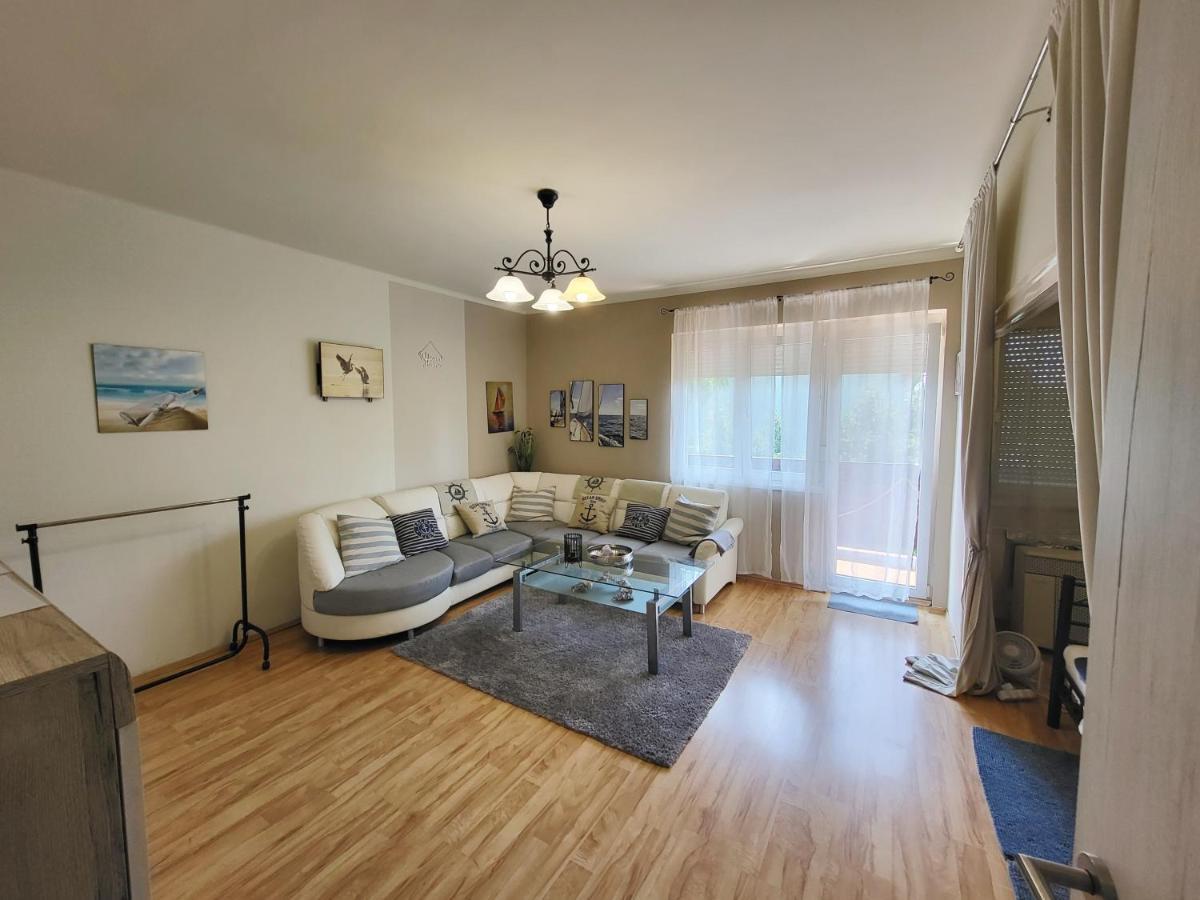 Apartman Balaton Apartment เคสเท ภายนอก รูปภาพ